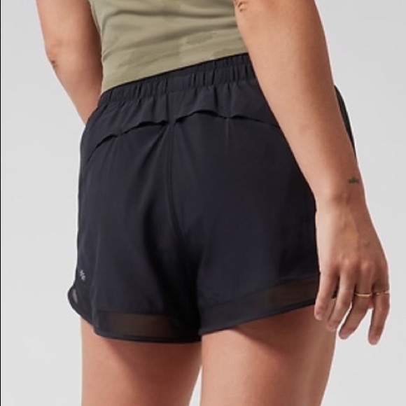 BNWT ATLETA XS Black mesh racer run high rise shorts 3” - Picture 2 of 4